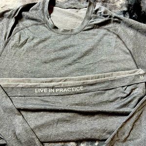 Mens lululemon dry fit long sleeve